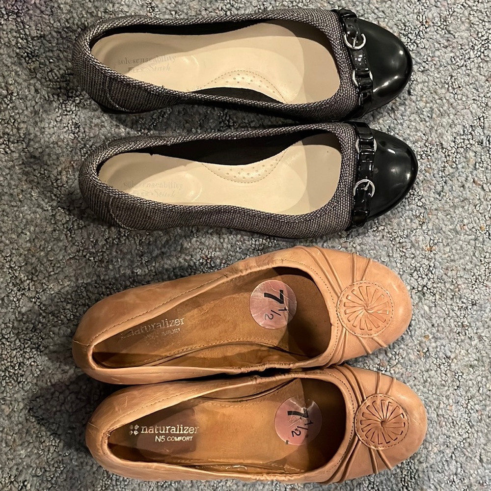 Lot of 2 - cute sensible flats size 7 1/2